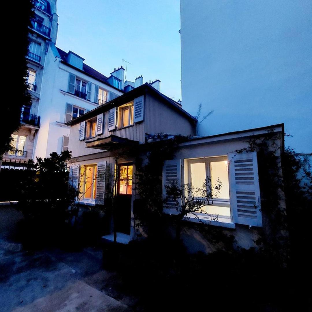 Small Duplex House In Batignolles Paris